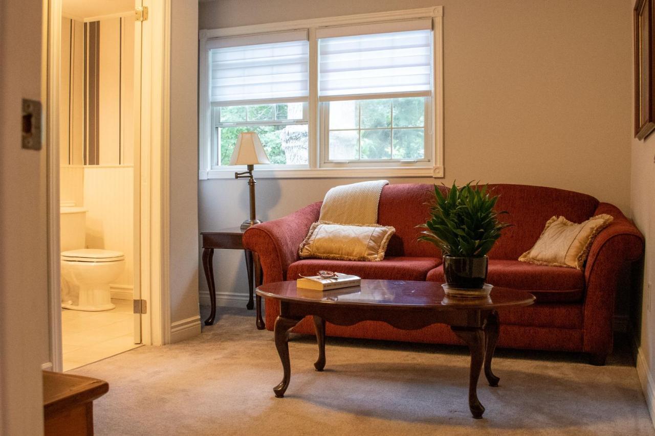Upper Canada Coach House Niagara-on-the-Lake Extérieur photo